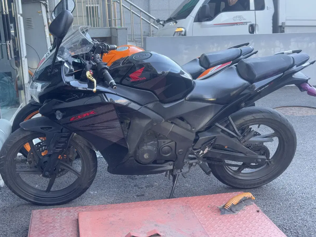 cbr125